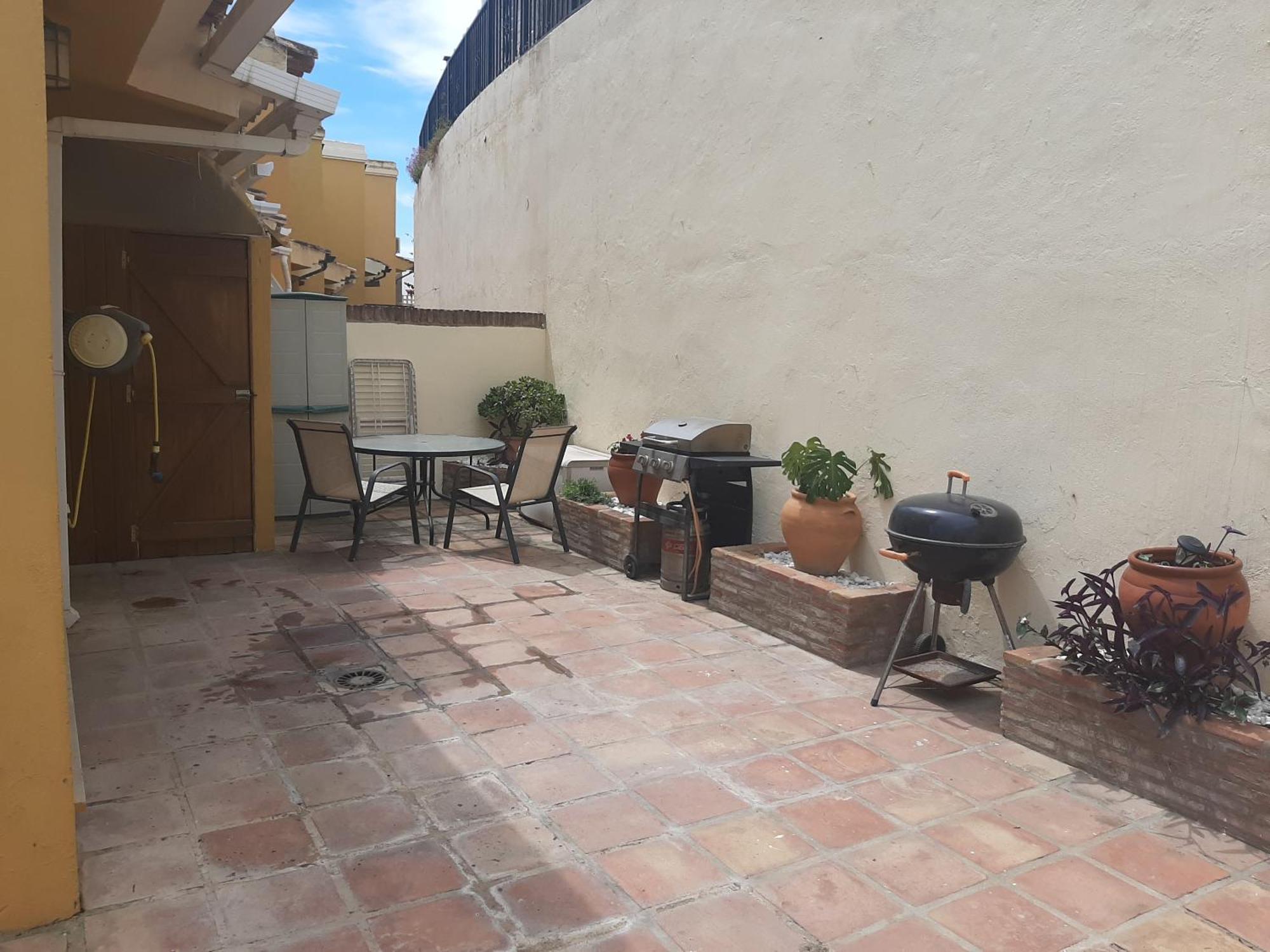 3 Bedroom With Amazing Views & Outdoor Spaces